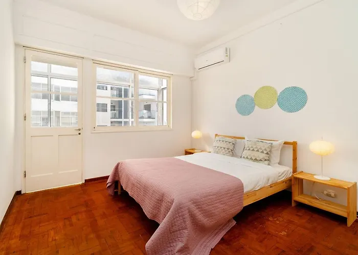 Sunny In Apartment
