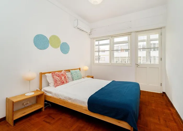 Apartment Sunny In *